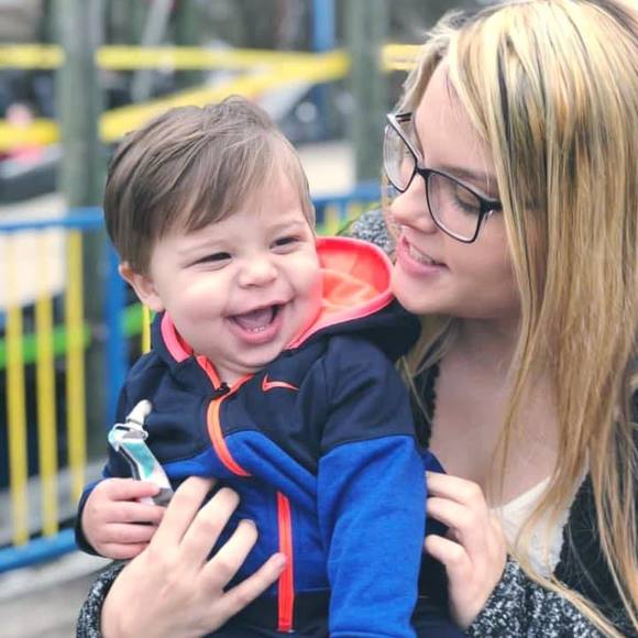 Meet your Posher, Lauren - Picture 1 of 1